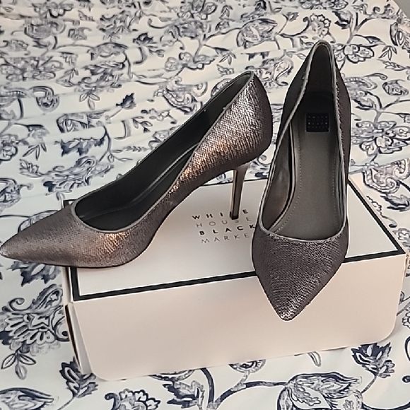 White House Black Market Shimmering Silver Heels - Picture 1 of 3